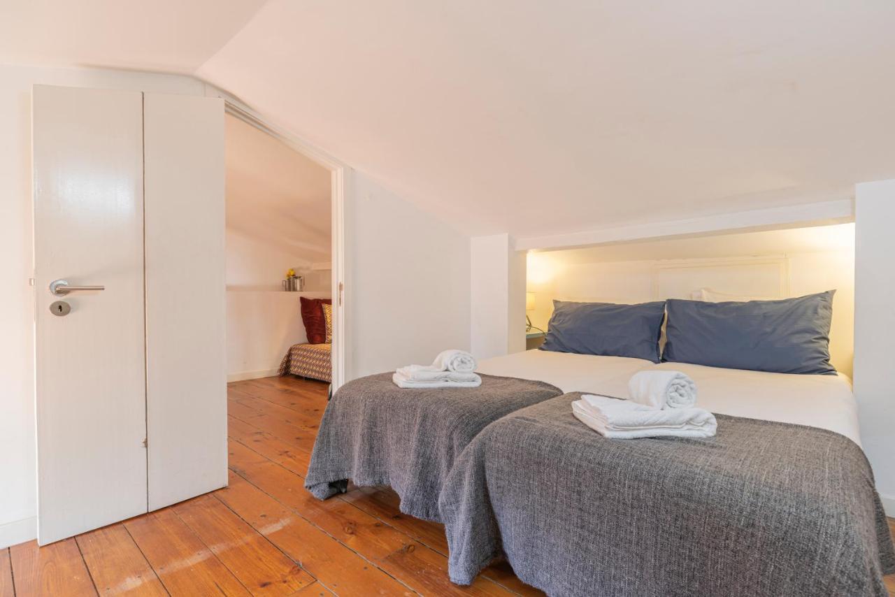 Alfama 2Bdr Duplex Apartment W/ Balcony By Lovelystay Lisboa Eksteriør bilde