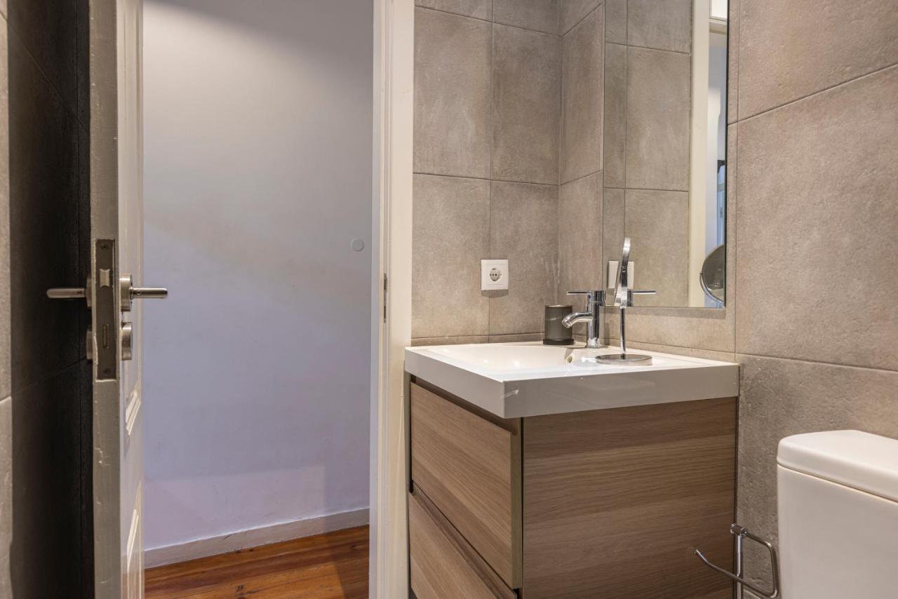 Alfama 2Bdr Duplex Apartment W/ Balcony By Lovelystay Lisboa Eksteriør bilde