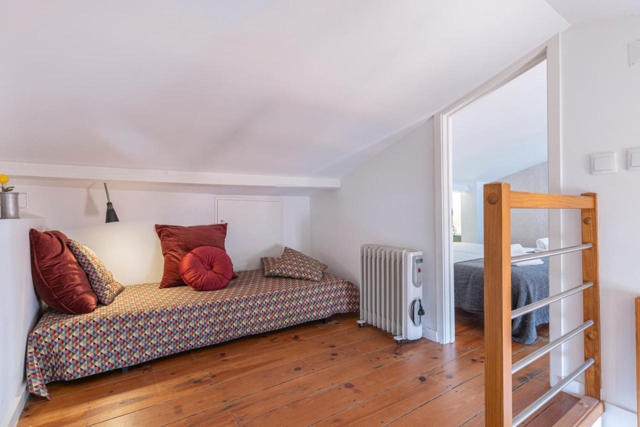 Alfama 2Bdr Duplex Apartment W/ Balcony By Lovelystay Lisboa Eksteriør bilde