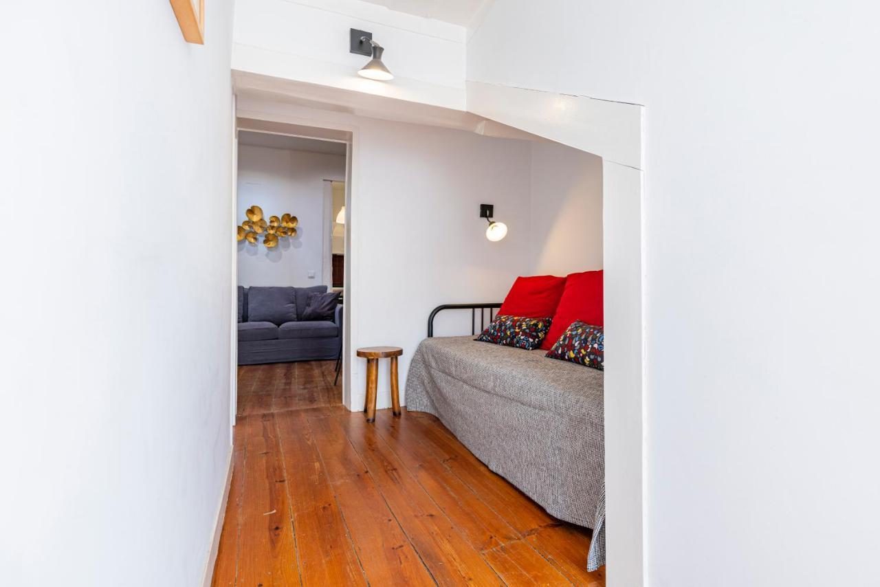Alfama 2Bdr Duplex Apartment W/ Balcony By Lovelystay Lisboa Eksteriør bilde